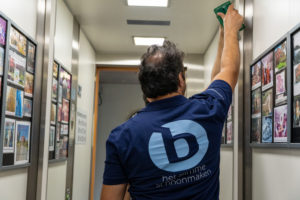 Lift schoonmaak | Bright Media Cleaning